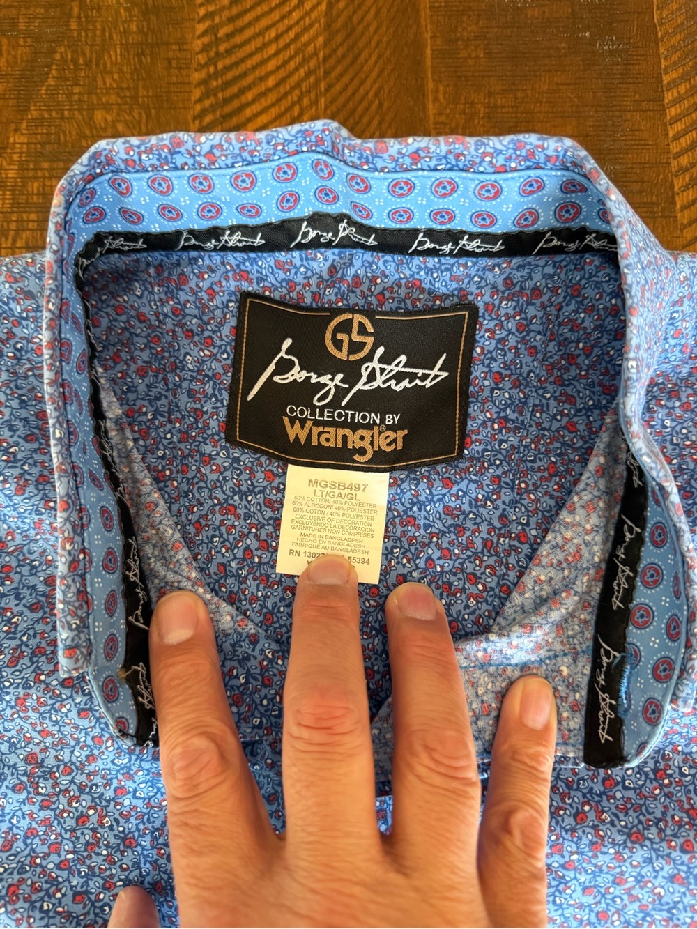 Wrangler George Strait Men’s Blue Paisley Shirt